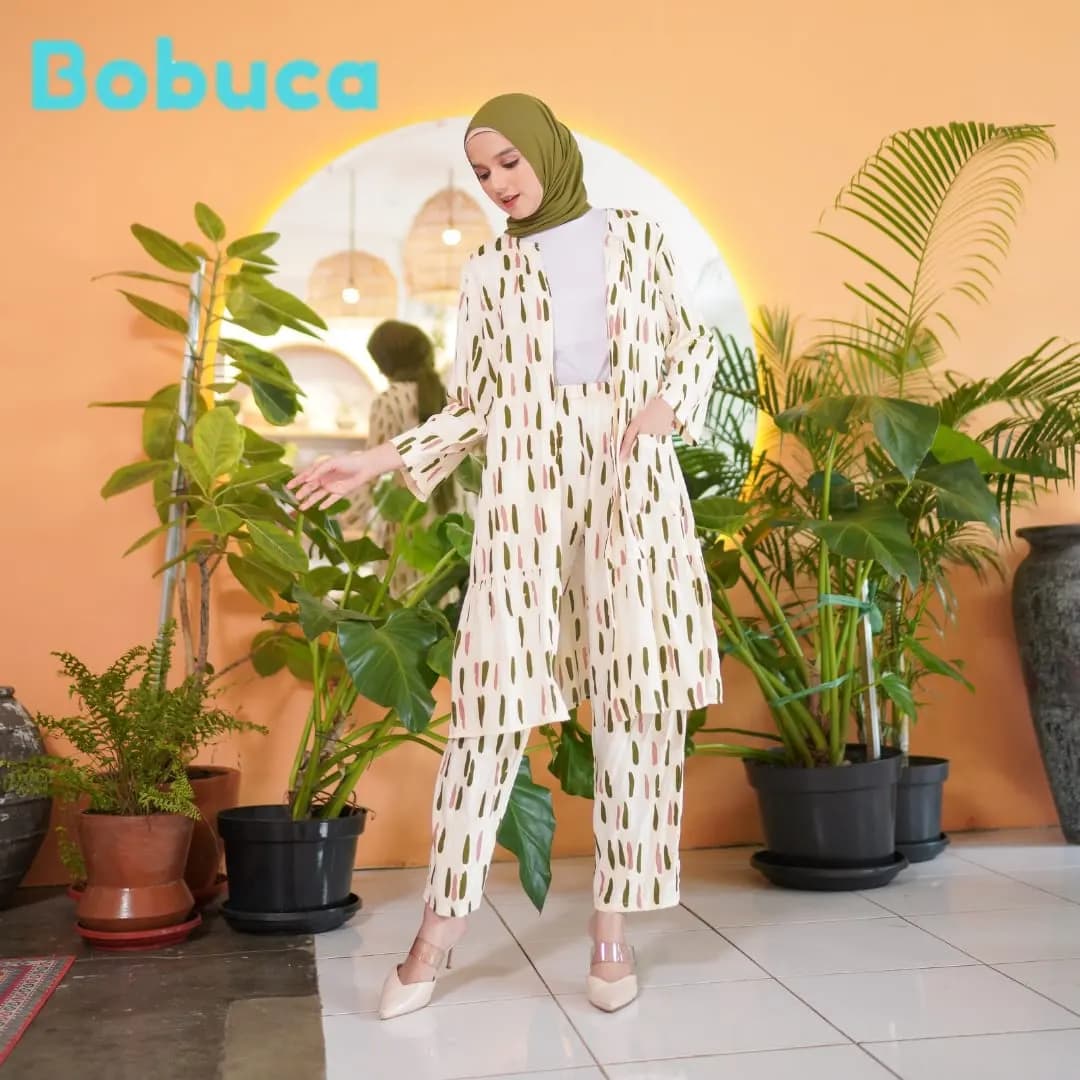 Setelan & gamis wanita – produksi untuk Bobuca